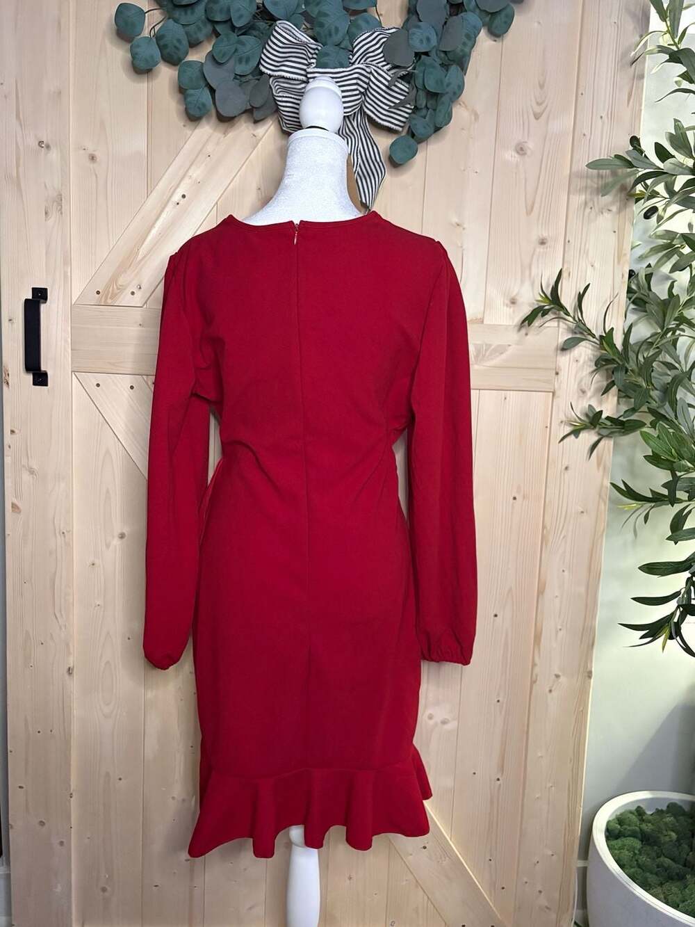 Large Ruched Long Sleeve Ruffle Hem Mini Dress - Picture 3 of 3